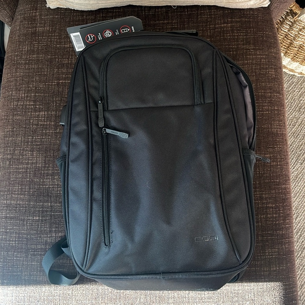Black Backpack Codi Fortis 15.6” with laptop pocket